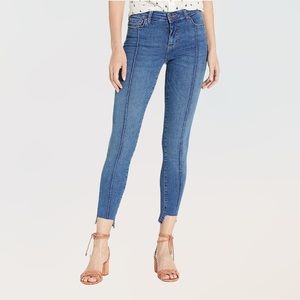 Free People Sz 26R Pintuck Step Hem Mid-Rise Skinny Jeans